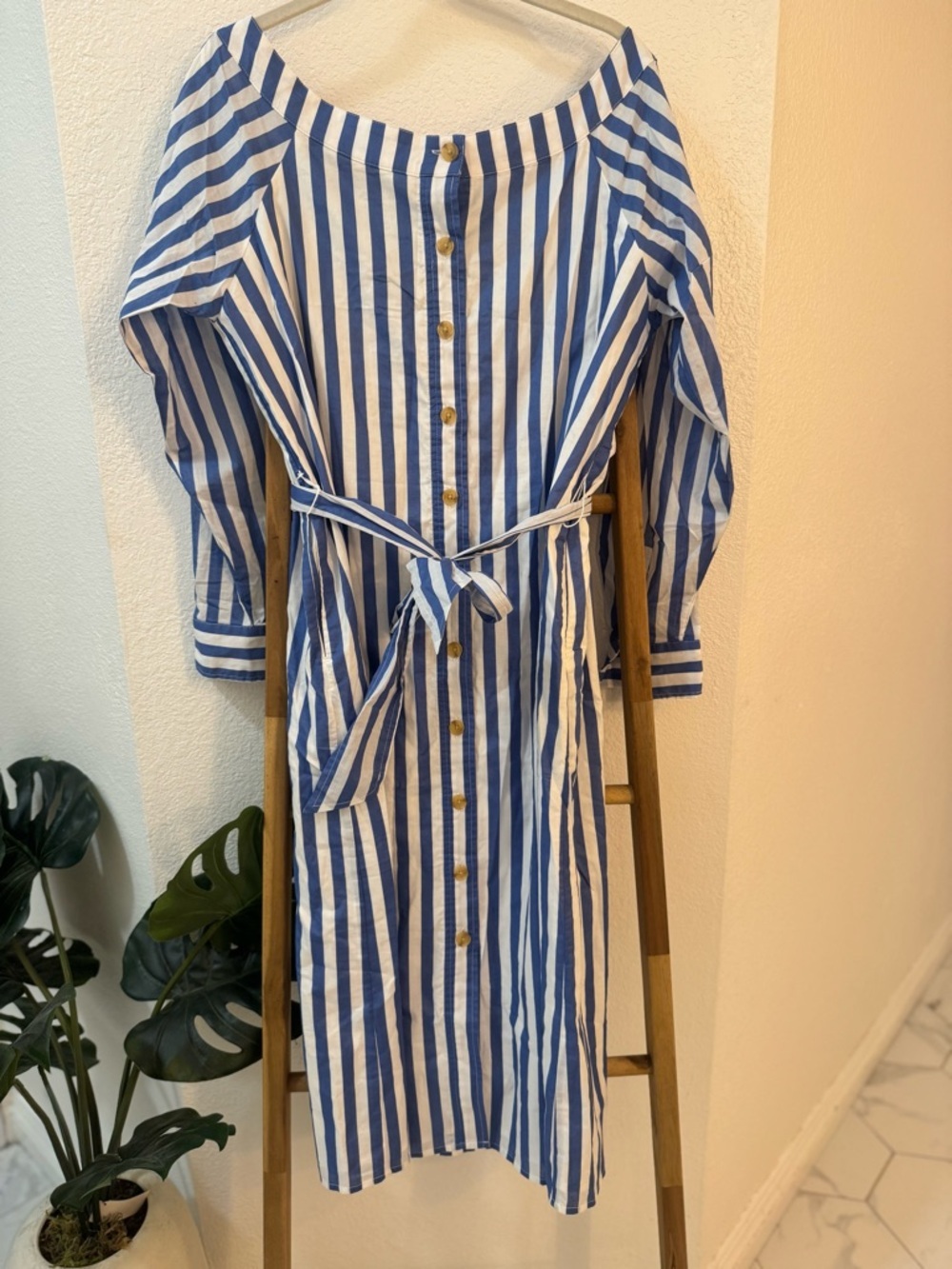 NWT Banana Republic Blue and White Striped Dress Off Shoulder Coastal Nautical
